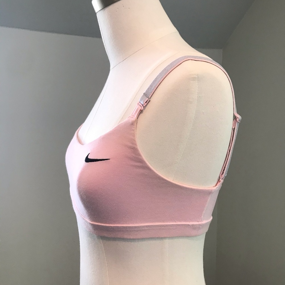 Nike Bra w/ interchangeable straps